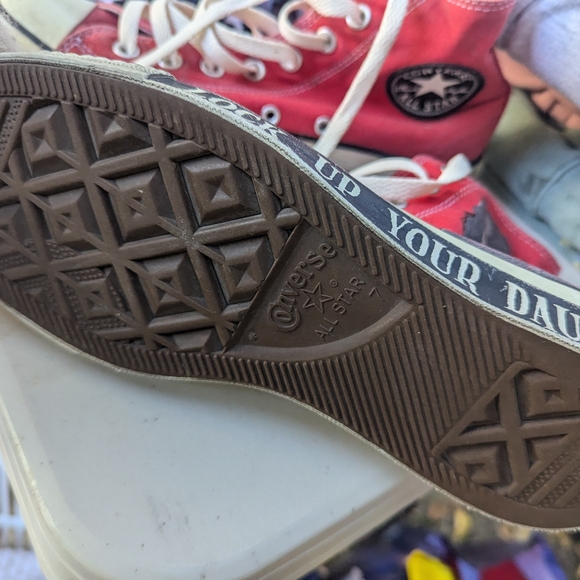 AC!DC converse - Picture 4 of 8